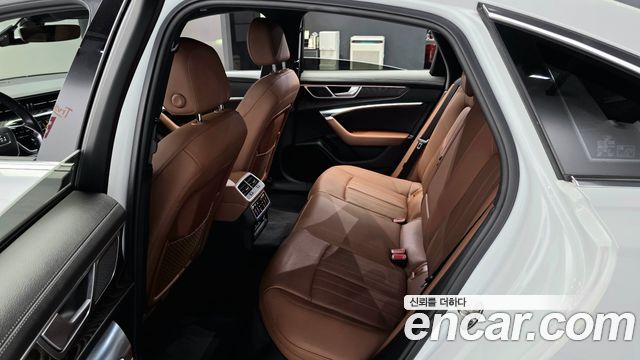 Audi A6 (C8) 40 TDI Premium 2023 — фото 26