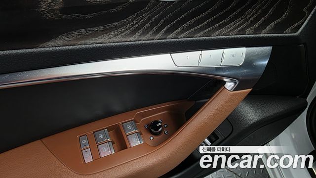 Audi A6 (C8) 40 TDI Premium 2023 — фото 37