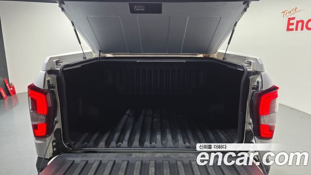 KG Mobility (SsangYong) Rexton Sports Khan Diesel 2.2 4WD Professional S (5-Link) 2019 — фото 24