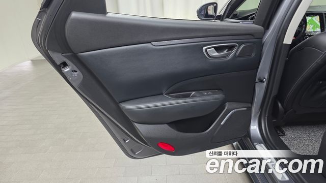 Renault Korea SM6 2.0 GDe LE 2019 — фото 25