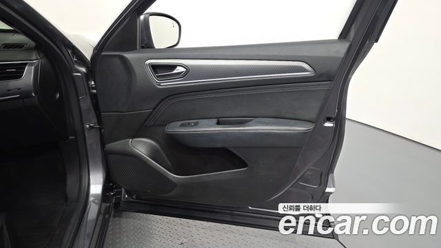 Renault Korea XM3 1.3 TCe RE Signature 2020 — фото 24