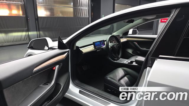 Tesla Model 3 Long Range AWD 2022 — фото 10