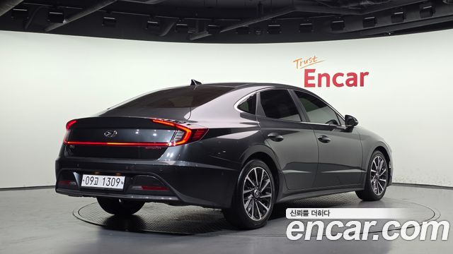 Hyundai Sonata (DN8) 2.0 Inspiration 2020 — фото 2