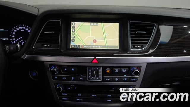 Genesis G80 3.3 GDI Luxury 2017 — фото 14