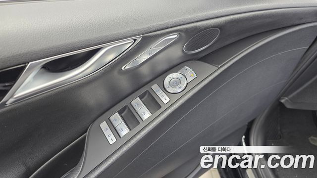 Genesis G80 (RG3) Gasoline 3.5 Turbo 2WD 2021 — фото 27