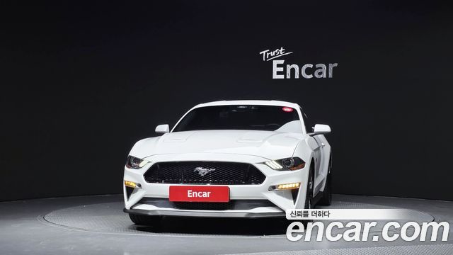 Ford Mustang GT Coupe 2022 — фото 3