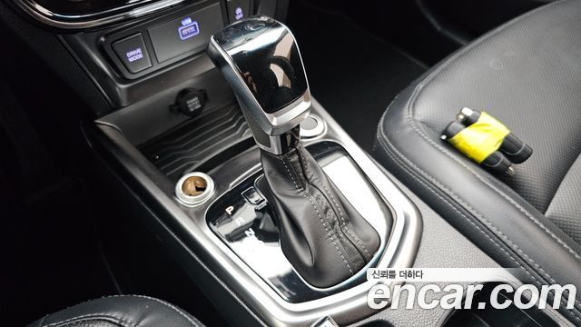 KG Mobility (SsangYong) Very New Tivoli Gasoline 1.5 2WD V3 2022 — фото 9