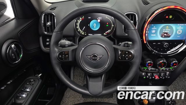 MINI Cooper Countryman Classic 2nd 2024 — фото 13