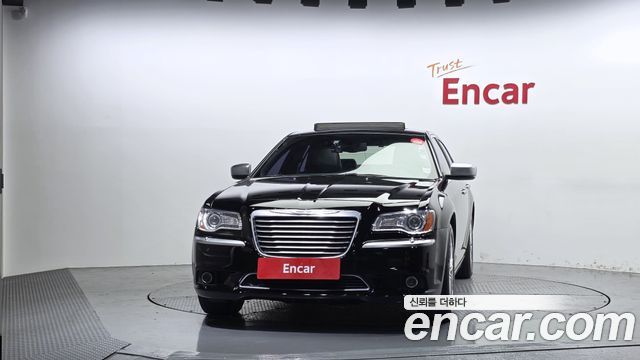 Chrysler 300C 3.6 AWD 2013 — фото 3