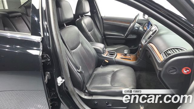 Chrysler 300C 3.6 AWD 2013 — фото 11