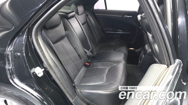 Chrysler 300C 3.6 AWD 2013 — фото 12