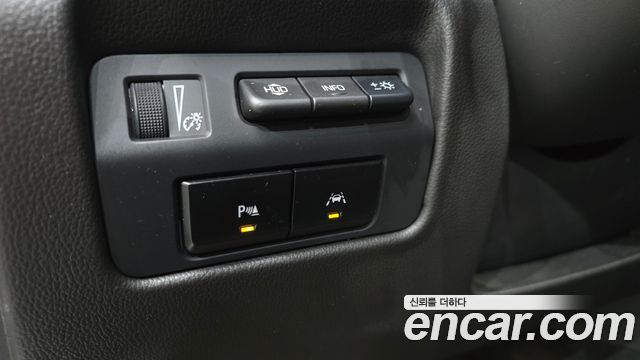 Cadillac ATS 2.0 Premium 1st 2015 — фото 15