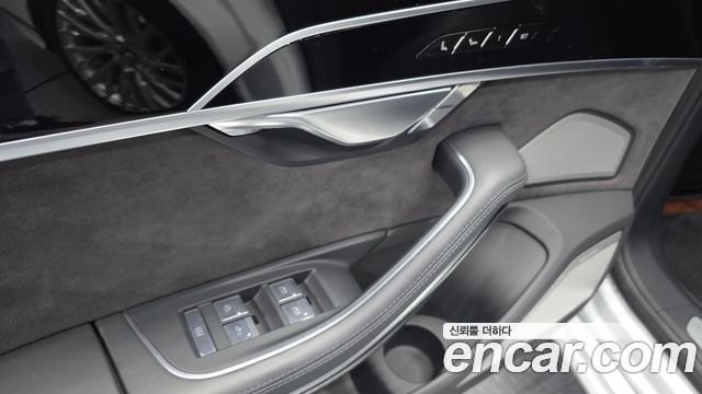 Audi A8 (D5) 55 TFSI Quattro LWB 2020 — фото 34