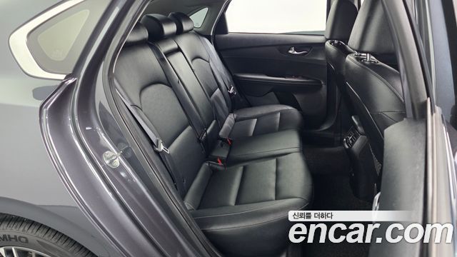 Kia K3 (II) 1.6 Noblesse 2022 — фото 12