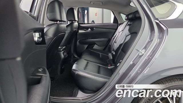 Kia K3 (II) 1.6 Noblesse 2022 — фото 13
