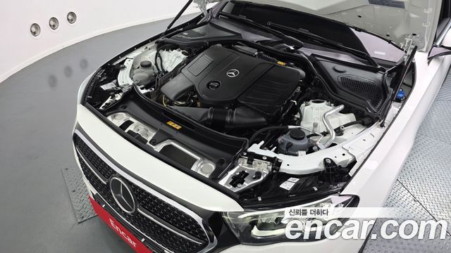 Mercedes-Benz E-Class (W214) E200 Avantgarde Limited 2025 — фото 6