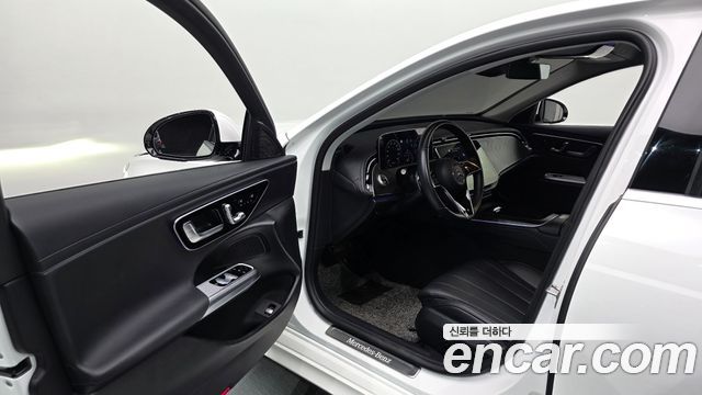 Mercedes-Benz E-Class (W214) E200 Avantgarde Limited 2025 — фото 10