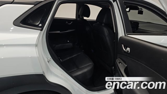 Hyundai Kona Hybrid Inspiration 2021 — фото 16