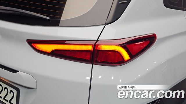 Hyundai Kona Hybrid Inspiration 2021 — фото 29