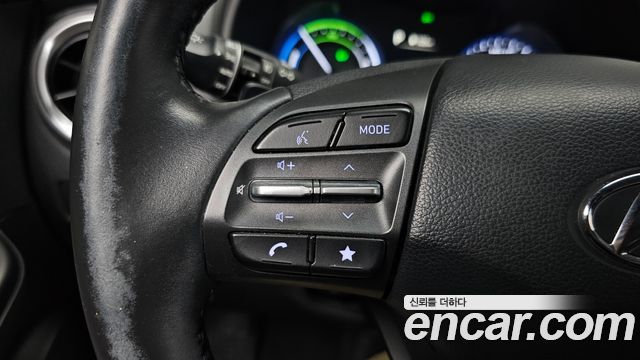 Hyundai Kona Hybrid Inspiration 2021 — фото 35