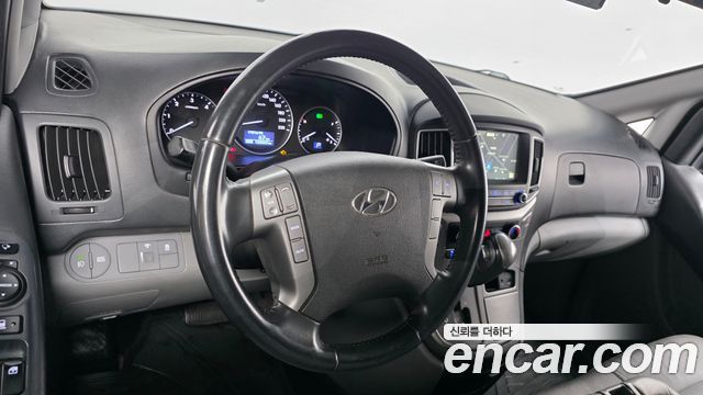 Hyundai Grand Starex Van 3-Seater Smart 2019 — фото 13