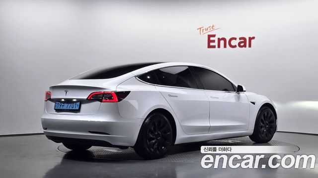 Tesla Model 3 Standard Range Plue RWD 2020 — фото 2