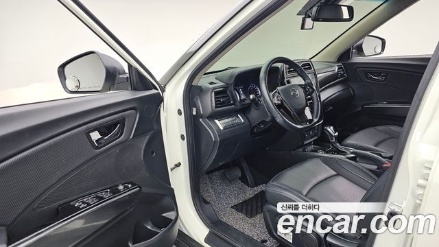 KG Mobility (SsangYong) Very New Tivoli Gasoline 1.5 2WD V3 2022 — фото 10