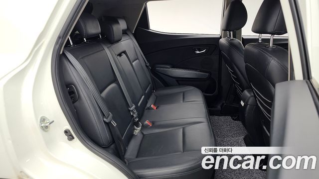 KG Mobility (SsangYong) Very New Tivoli Gasoline 1.5 2WD V3 2022 — фото 12