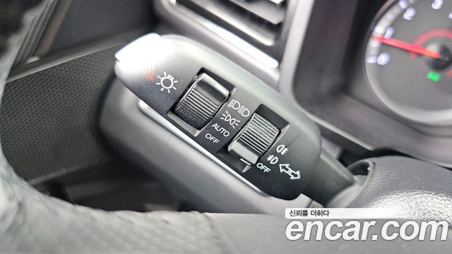 KG Mobility (SsangYong) Very New Tivoli Gasoline 1.5 2WD V3 2022 — фото 16