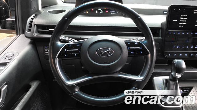 Hyundai Staria Cargo 3-Seater Modern 2022 — фото 13