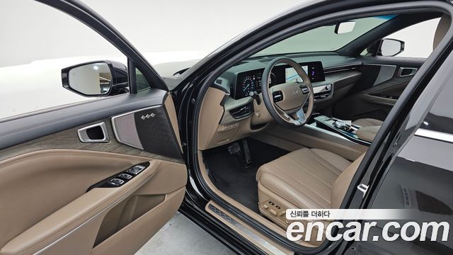 Kia K8 2.5 Gasoline 2WD Noblesse 2023 — фото 10
