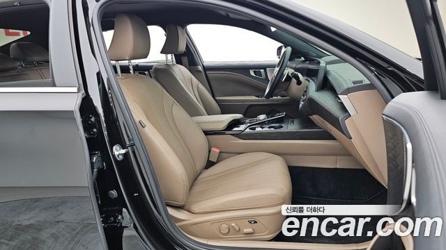 Kia K8 2.5 Gasoline 2WD Noblesse 2023 — фото 12
