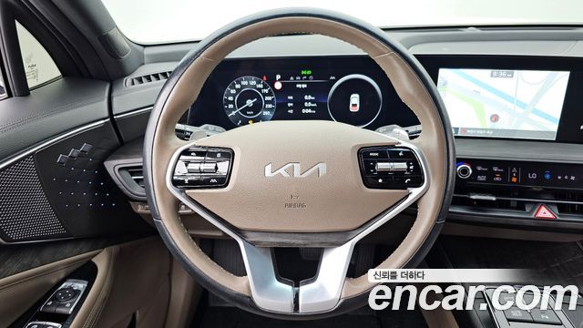 Kia K8 2.5 Gasoline 2WD Noblesse 2023 — фото 13