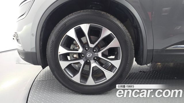 Renault Korea QM6 Diesel 2WD RE Signature 2017 — фото 5