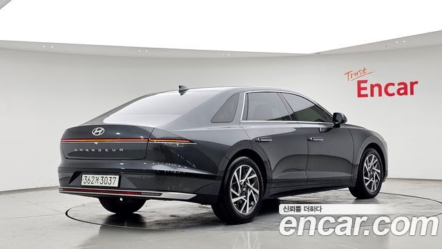 Hyundai Grandeur (GN7) 2,5 Gasoline 2WD Premium 2023 — фото 2