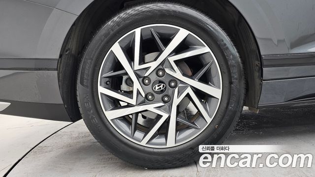 Hyundai Grandeur (GN7) 2,5 Gasoline 2WD Premium 2023 — фото 5