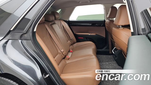 Hyundai Grandeur (GN7) 2,5 Gasoline 2WD Premium 2023 — фото 11