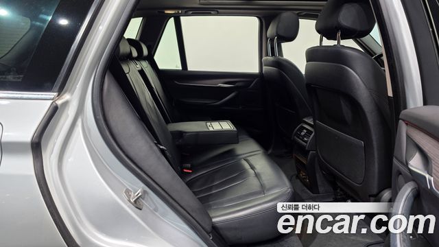 BMW X5 (F15) xDrive 30d 2015 — фото 16