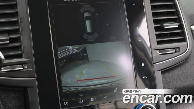 Renault Korea QM6 2.0 LPe LE Signature 2WD 2023 — фото 15