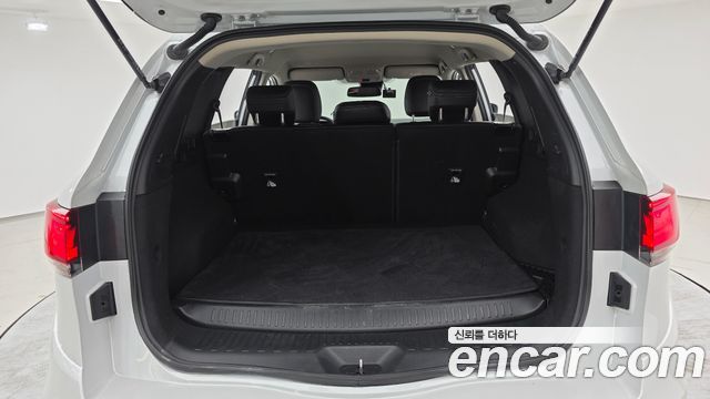 Renault Korea QM6 2.0 LPe LE Signature 2WD 2023 — фото 20