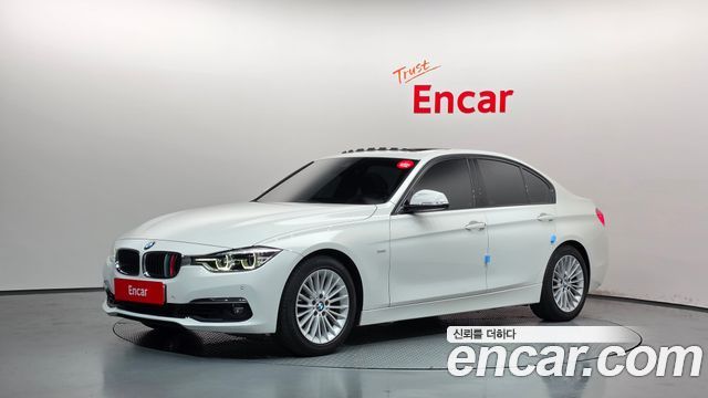 BMW 3 Series (F30) 320i Luxury