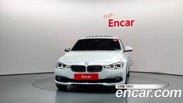 BMW 3 Series (F30) 320i Luxury 2018 — фото 3