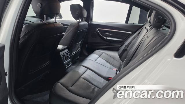 BMW 3 Series (F30) 320i Luxury 2018 — фото 18