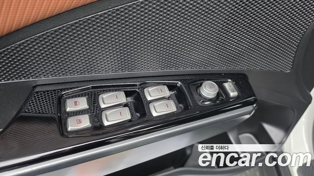 KG Mobility (SsangYong) Tivoli Armor Gear Edition 2WD 2018 — фото 11