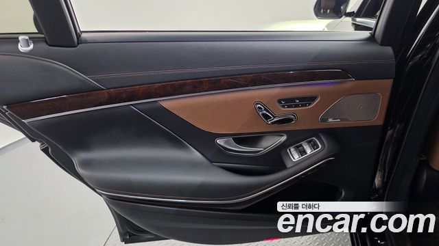 Mercedes-Benz S-Class (W222) S560L 4MATIC 2019 — фото 25