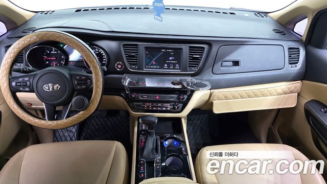 Kia Carnival 9-Seater Hi-Limousine Luxury 2019 — фото 7