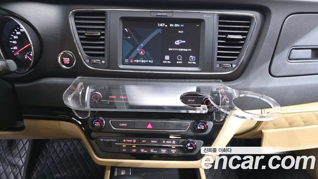 Kia Carnival 9-Seater Hi-Limousine Luxury 2019 — фото 13