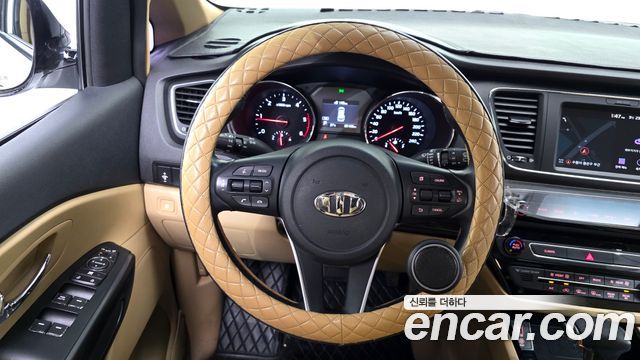 Kia Carnival 9-Seater Hi-Limousine Luxury 2019 — фото 15