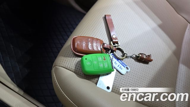Kia Carnival 9-Seater Hi-Limousine Luxury 2019 — фото 19