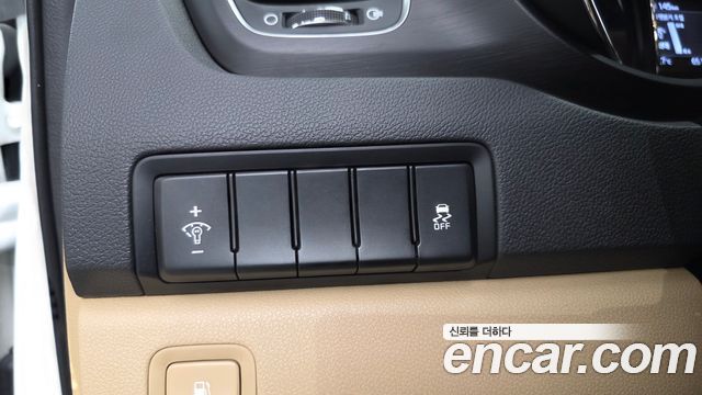 Kia Carnival 9-Seater Hi-Limousine Luxury 2019 — фото 30